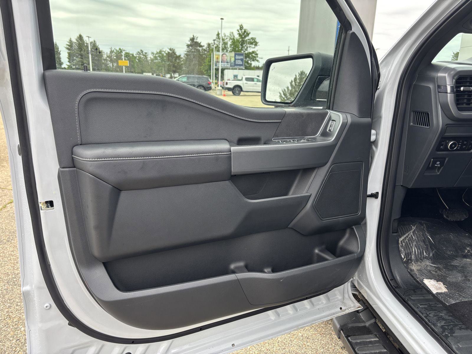 New 2025 Ford F150 XLT w/ Equipment Group 302A MID image 16