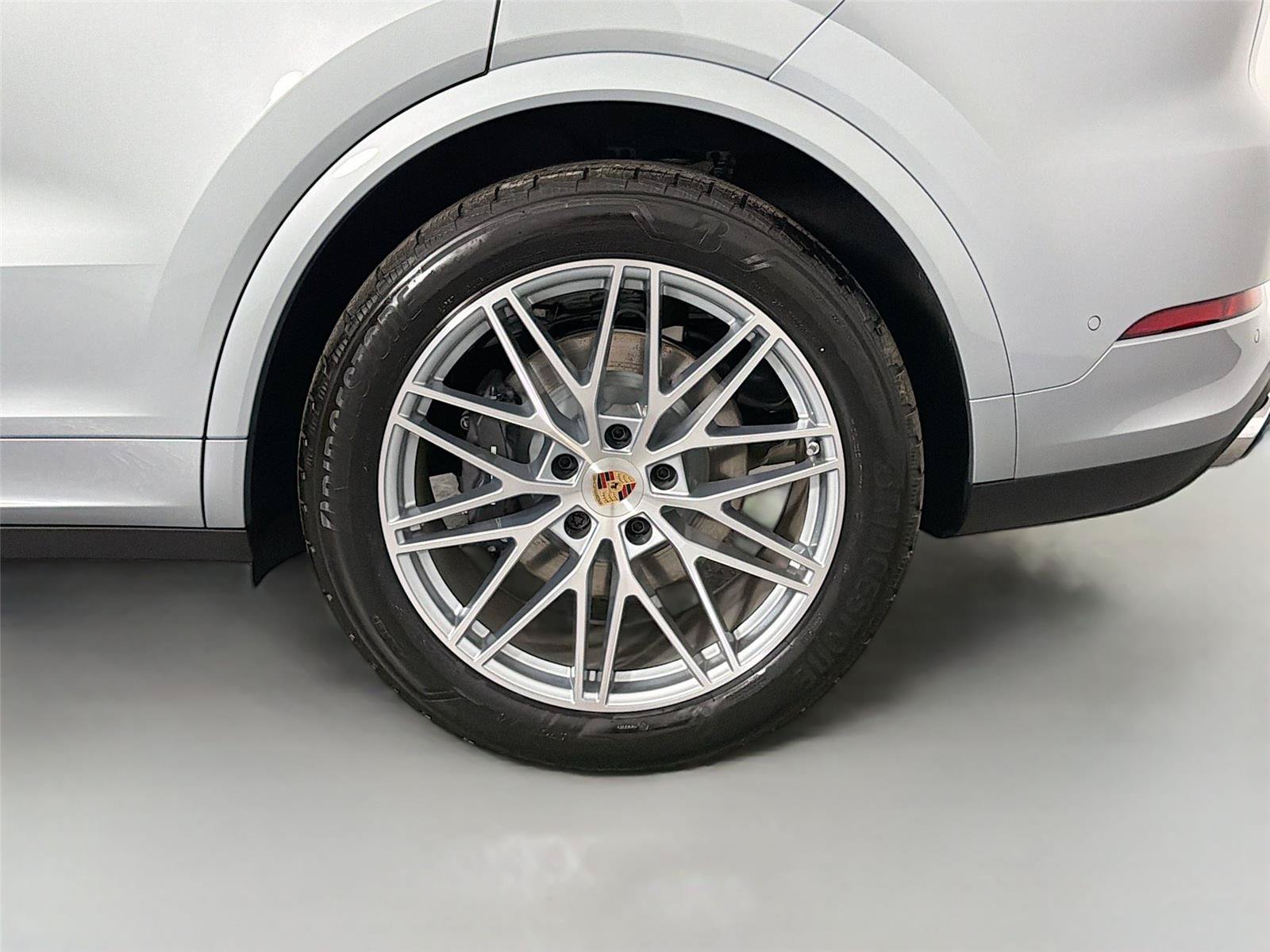 Certified 2026 Porsche Cayenne AWD/4WD image 11