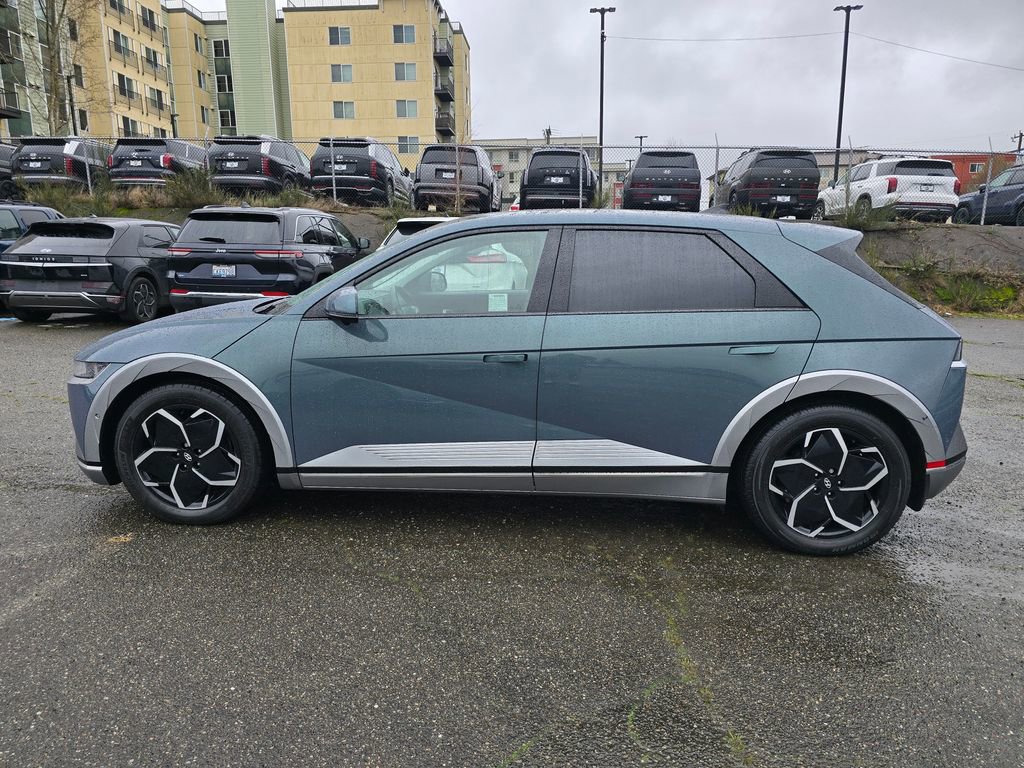 Used 2024 Hyundai Ioniq 5 Limited image 6
