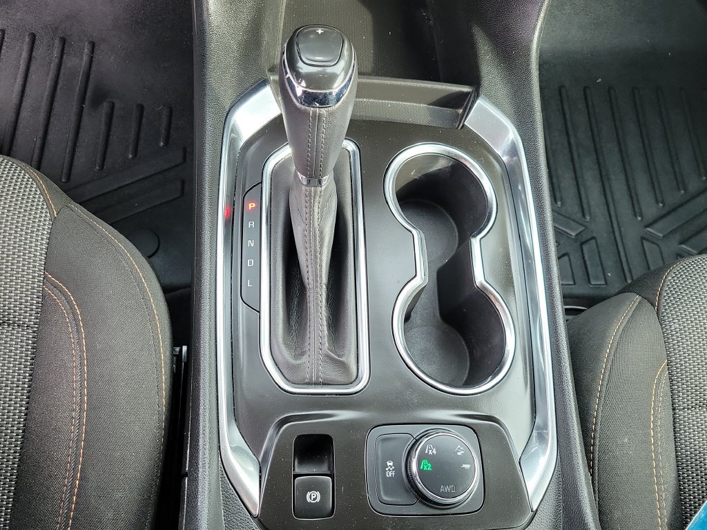 Used 2020 Chevrolet Traverse LT w/ LPO, Floor Liner Package AWD/4WD image 27