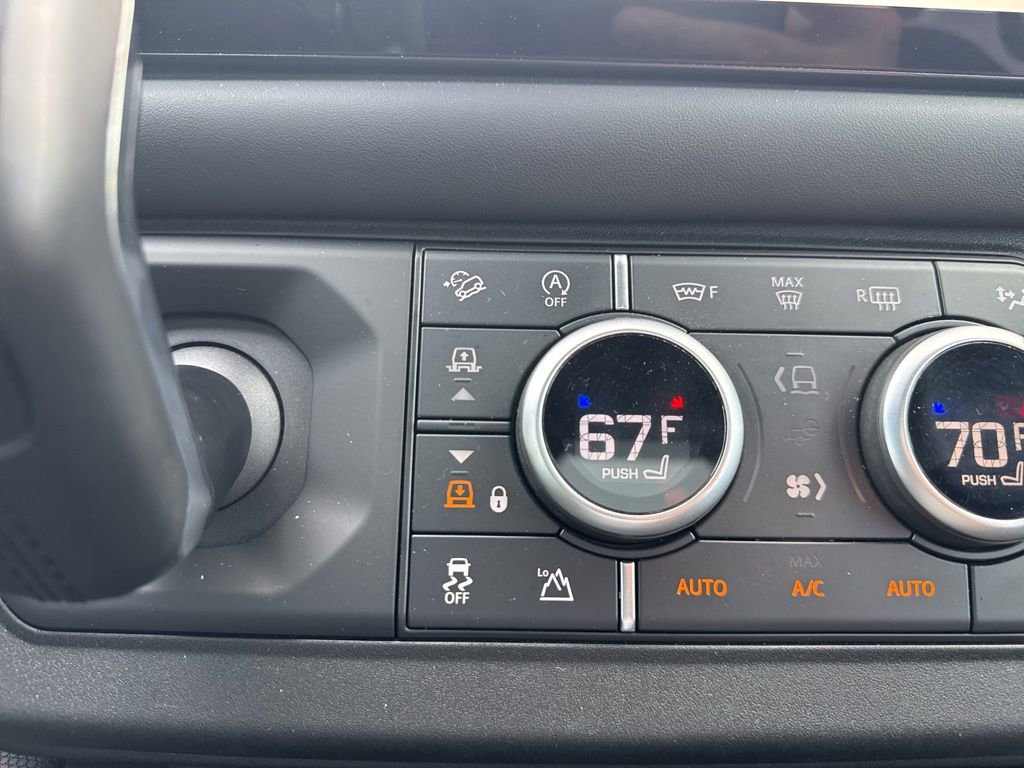 Used 2022 Land Rover Defender 110 V8 image 31