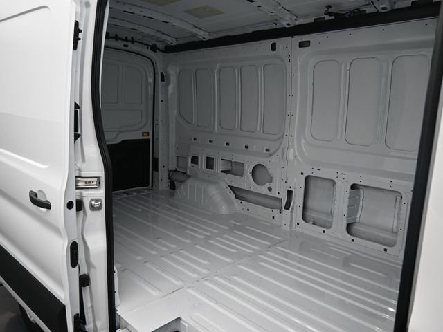 New 2026 Ford Transit 250 148 Medium Roof image 22