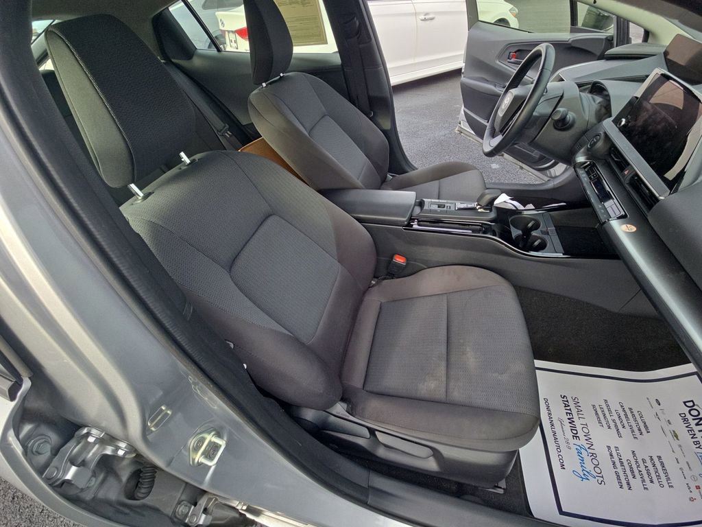 Used 2024 Toyota Prius LE image 29