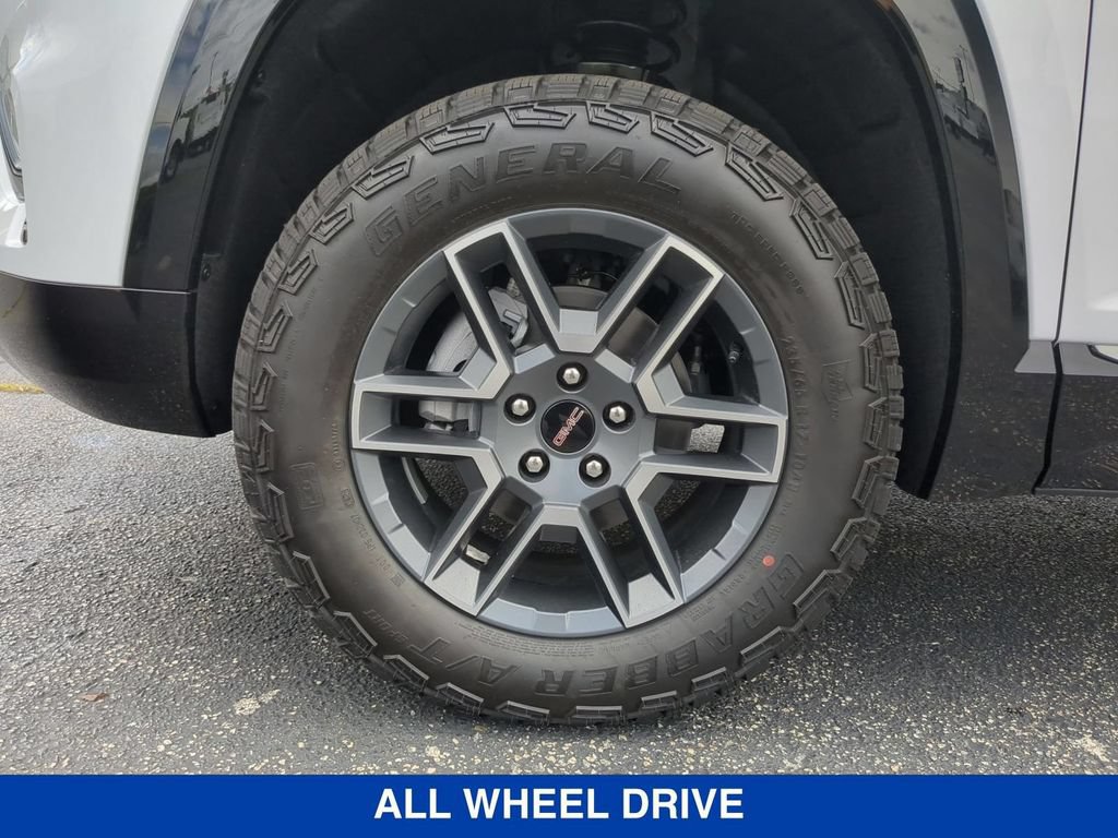 New 2026 GMC Terrain AT4 w/ Technology Package II AWD/4WD image 34