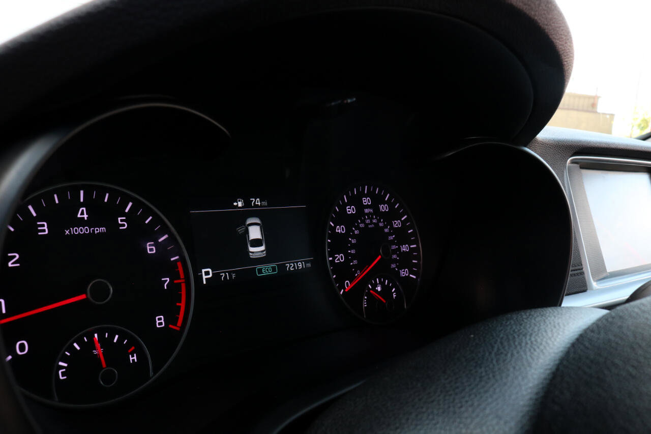 Used 2019 Kia Optima SX image 25