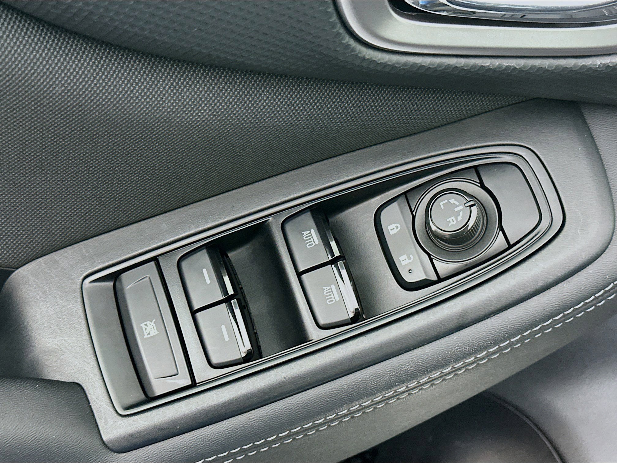 Used 2023 Subaru Forester Premium image 15