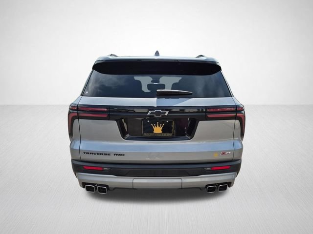 Used 2024 Chevrolet Traverse Z71 w/ LPO, Floor Liner Package AWD/4WD image 9