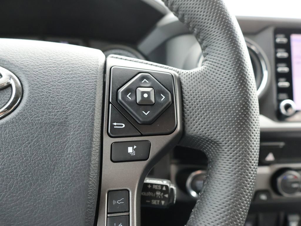 Used 2023 Toyota Tacoma TRD Off-Road image 27