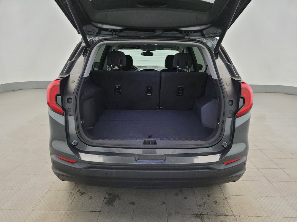 Used 2019 GMC Terrain SLE w/ Driver Convenience Package image 29