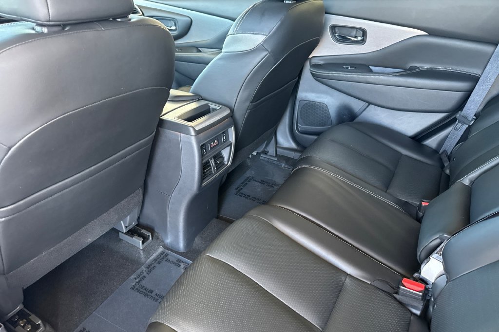 Certified 2023 Nissan Murano SL w/ SL Moonroof Package FWD image 12