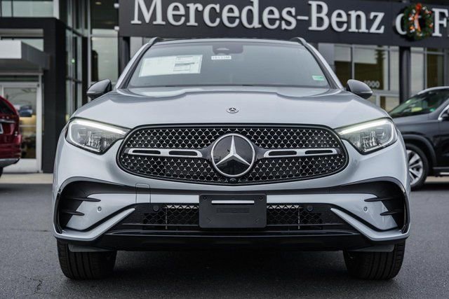 New 2026 Mercedes-Benz GLC 300 4MATIC image 2