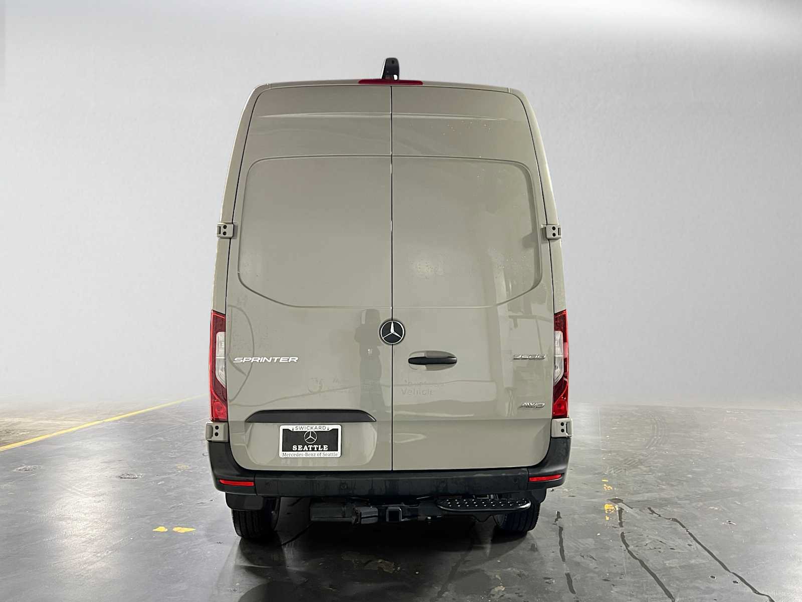 Used 2026 Mercedes-Benz Sprinter 2500 image 4