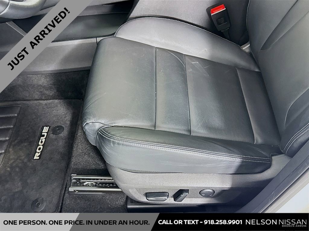 Certified 2023 Nissan Rogue SL w/ SL Premium Package image 19