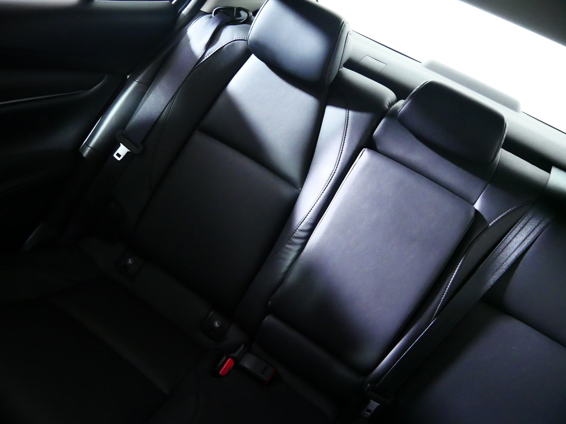 Used 2025 MAZDA MAZDA3 s FWD image 12