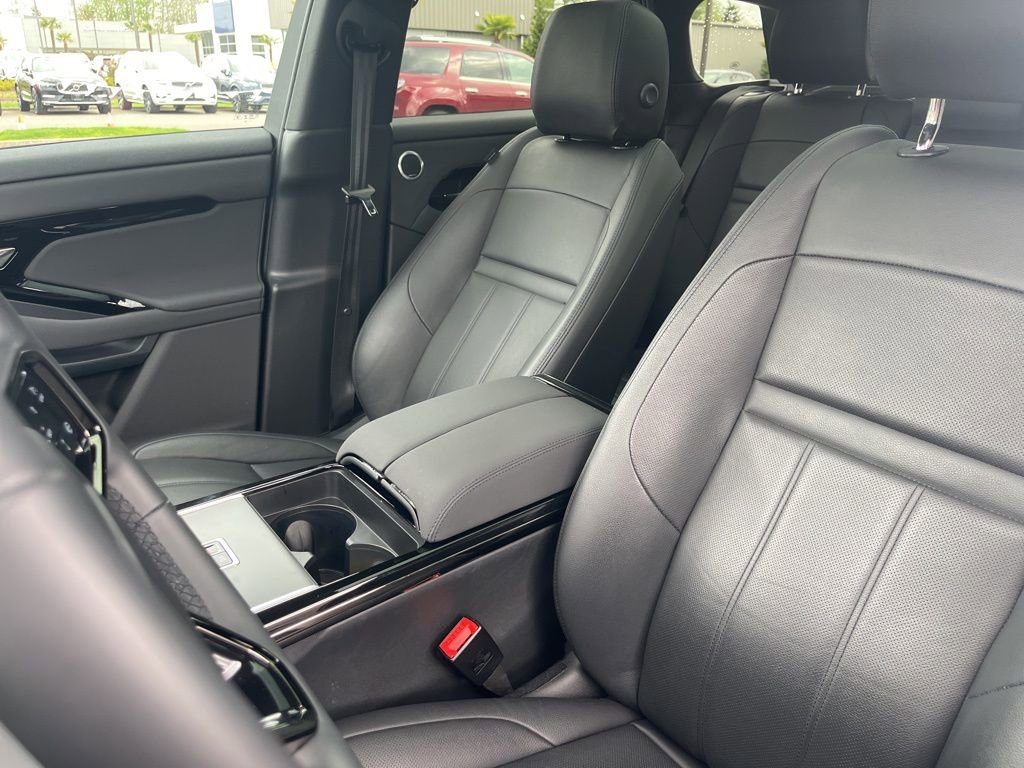 Certified 2025 Land Rover Range Rover Evoque Dynamic SE AWD/4WD image 14