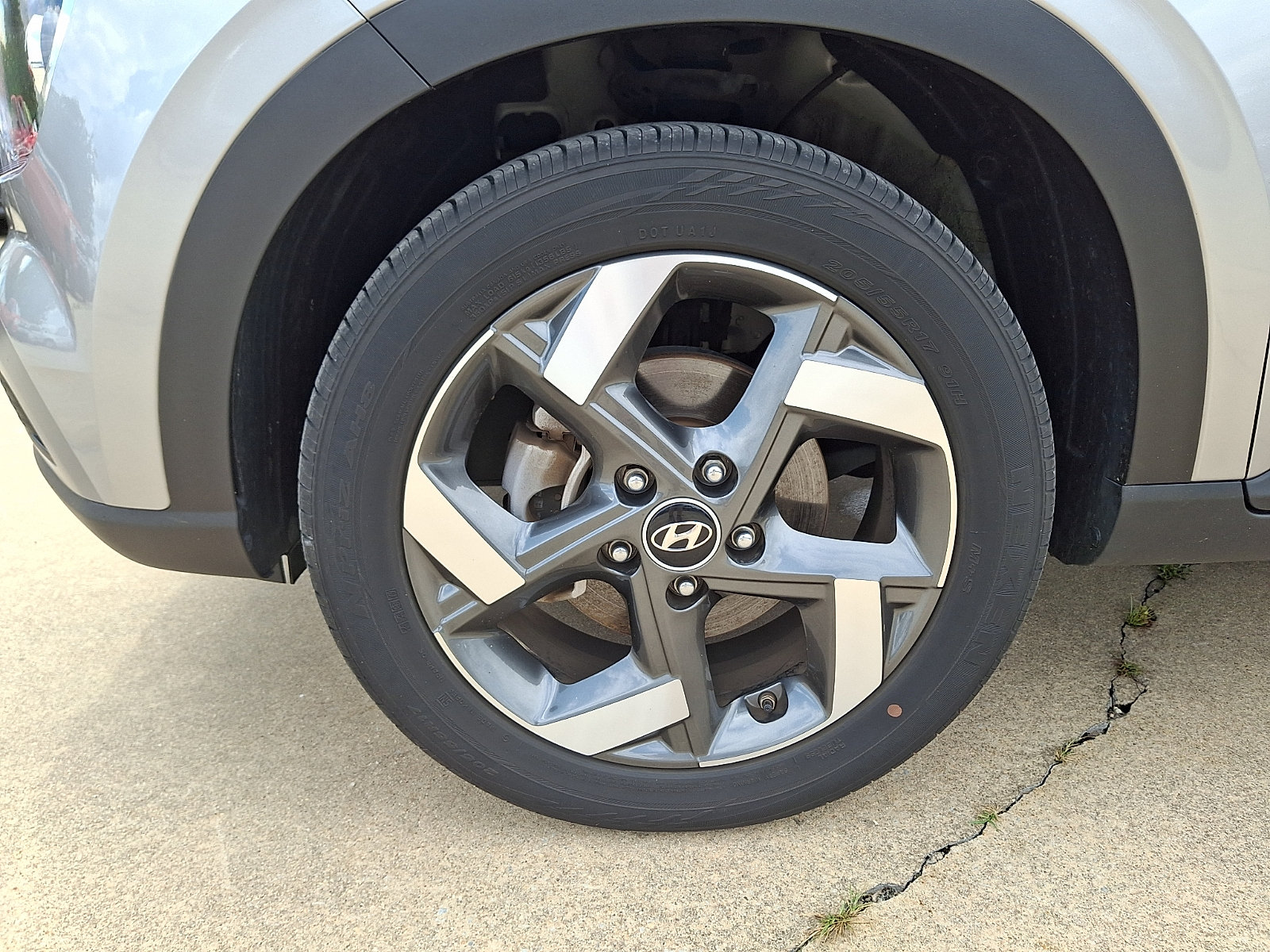 Certified 2023 Hyundai Venue SEL w/ Cargo Package FWD image 52