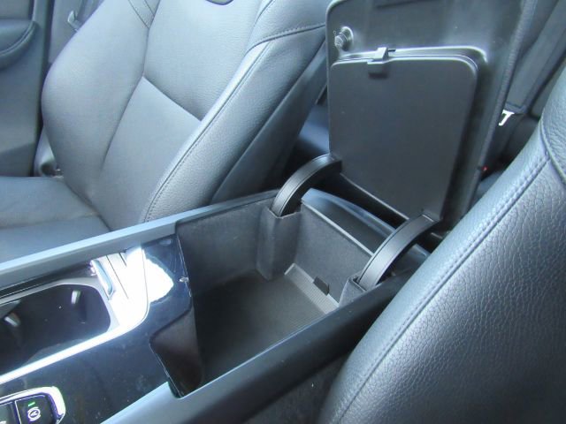 Used 2020 Volvo XC60 T8 Inscription image 54