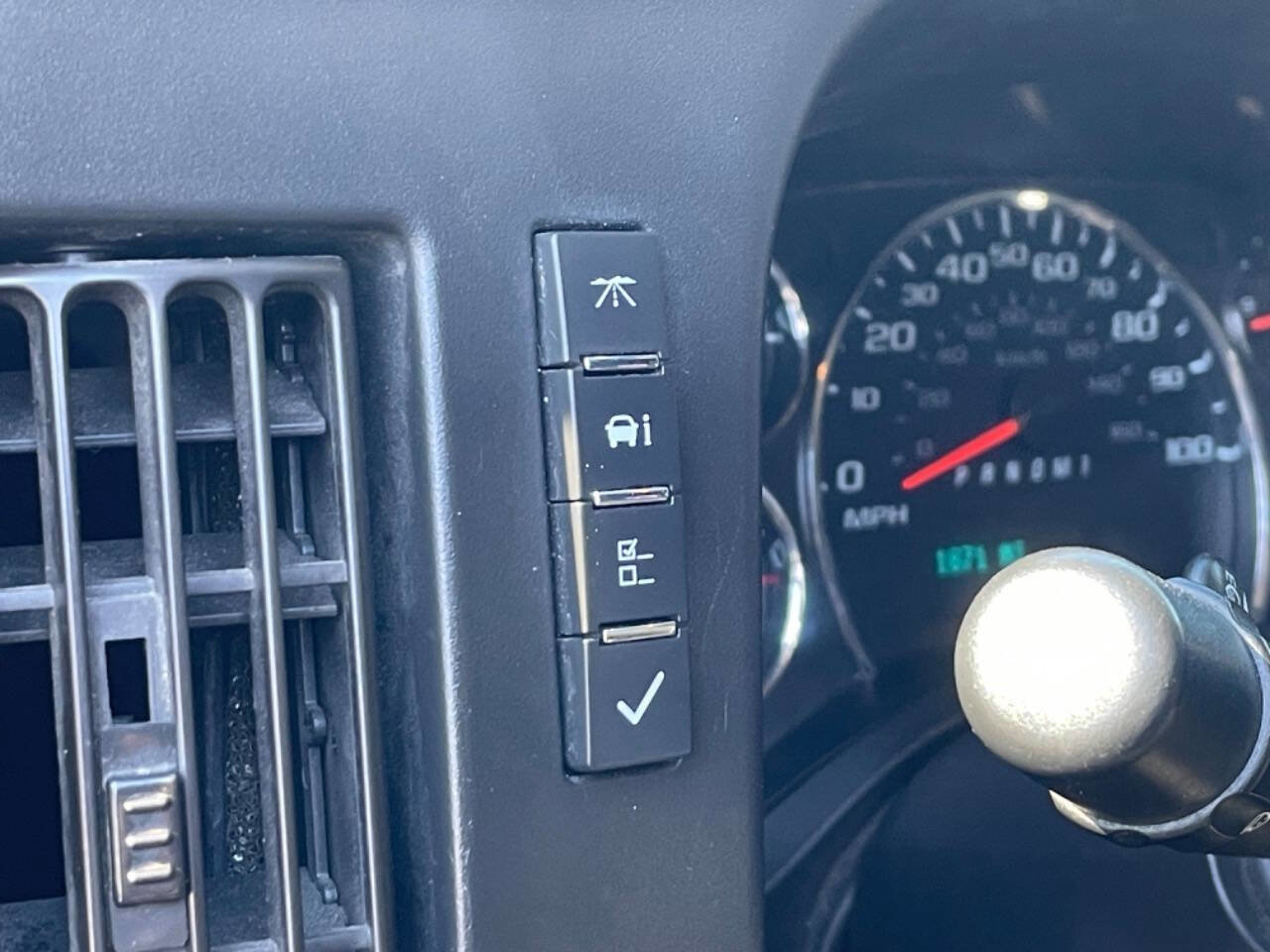 Used 2019 GMC Savana 2500 w/ Driver Convenience Package image 28