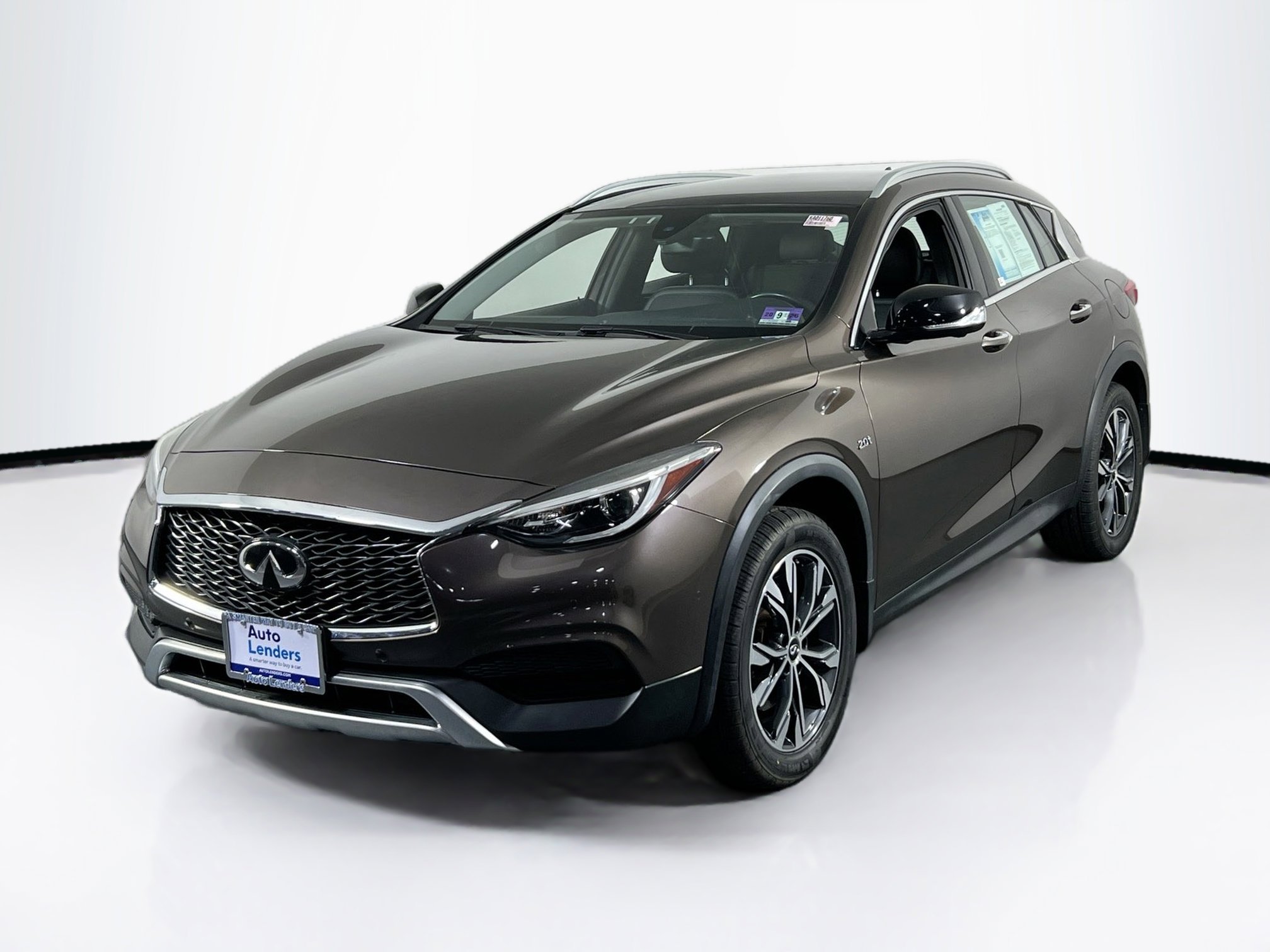 Used 2019 INFINITI QX30 Premium w/ Navigation Package