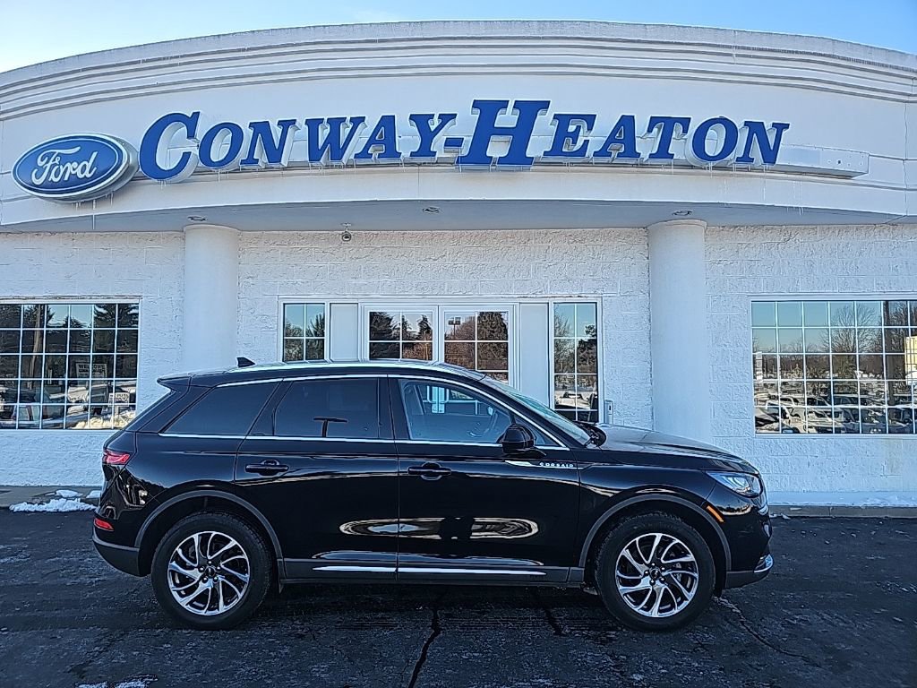 Used 2022 Lincoln Corsair AWD w/ Equipment Group 101A image 1