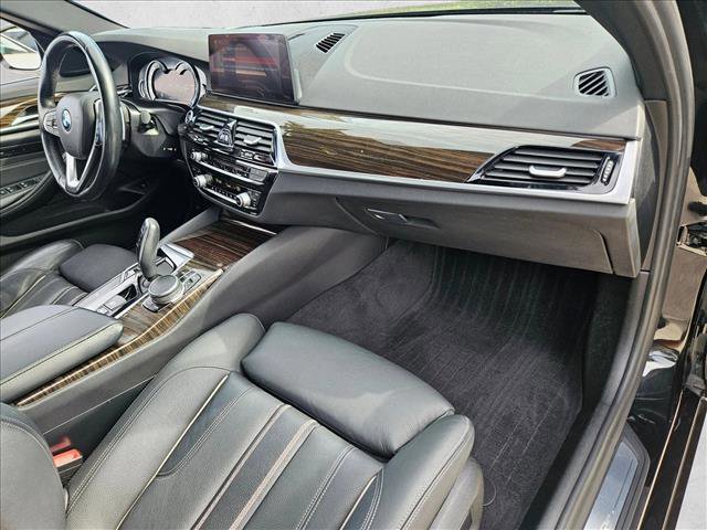 Used 2019 BMW 530i w/ Convenience Package image 21