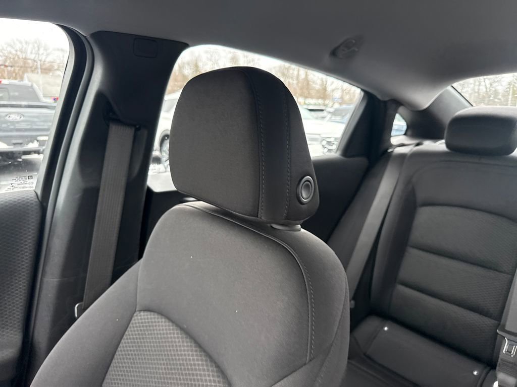 Used 2025 Chevrolet Malibu LT image 39