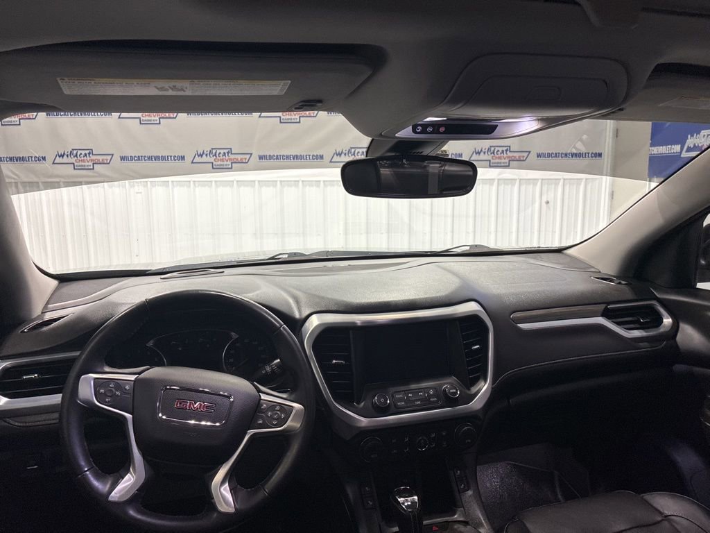 Used 2017 GMC Acadia SLT image 2