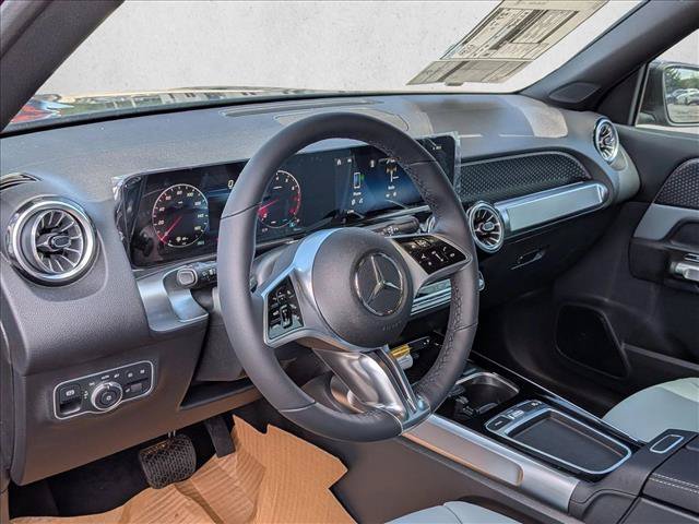 New 2026 Mercedes-Benz GLB 250 4MATIC video 3