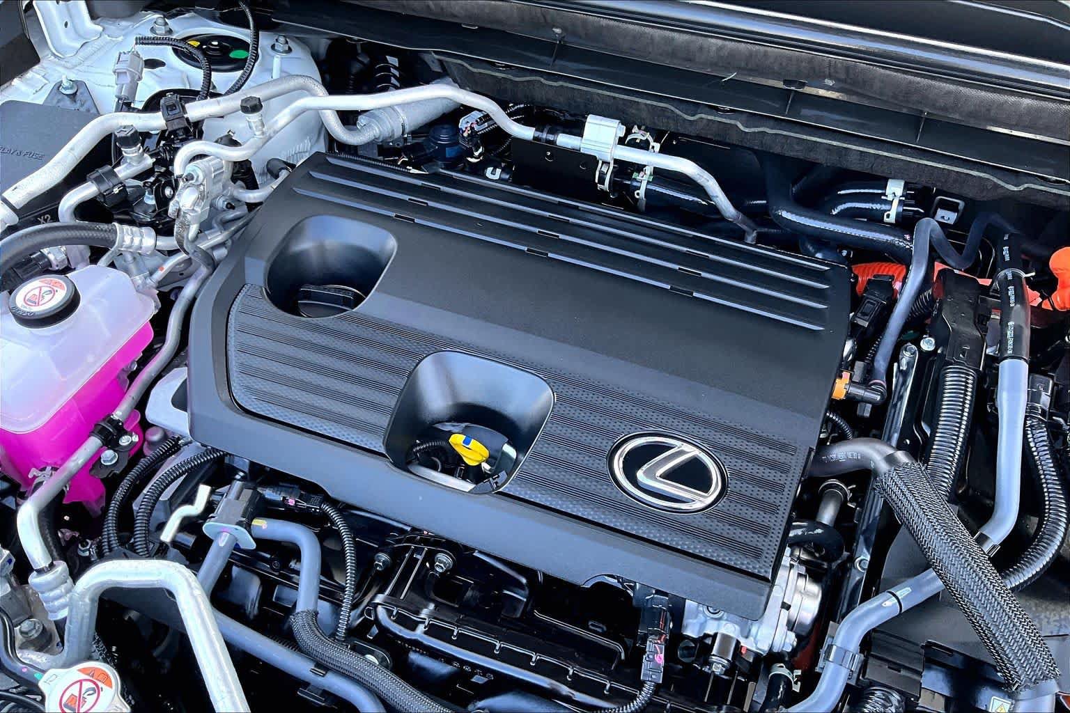 Certified 2025 Lexus NX 450h+ F Sport w/ Accessory Package (P5) AWD/4WD image 31