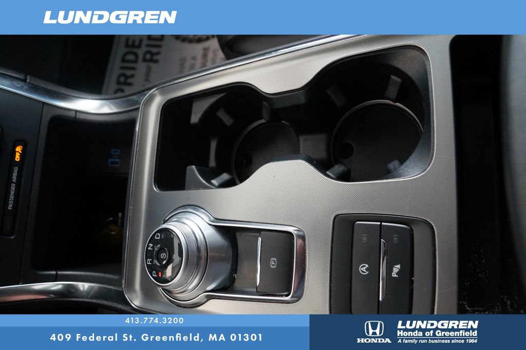 Used 2022 Ford Edge Titanium image 25