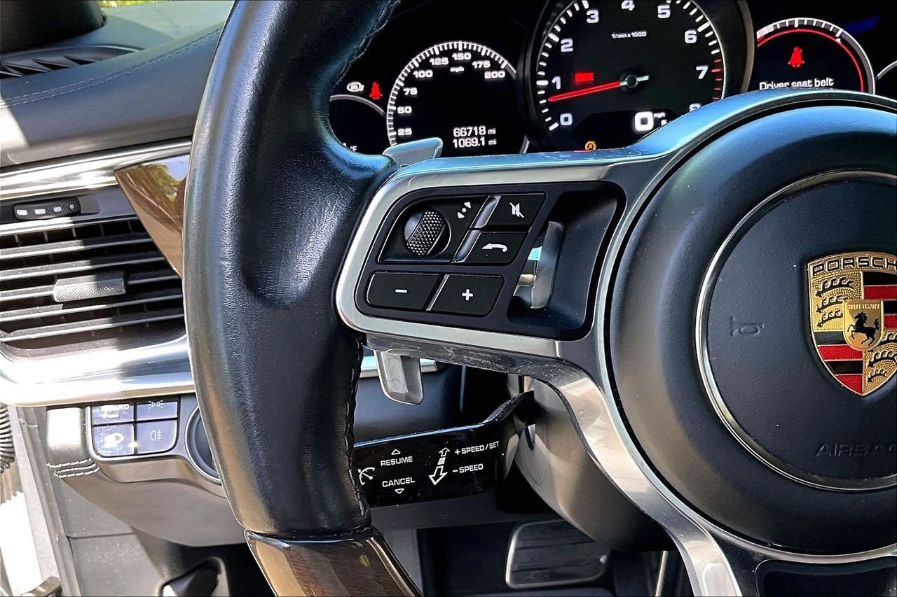 Used 2017 Porsche Panamera 4S AWD/4WD image 10