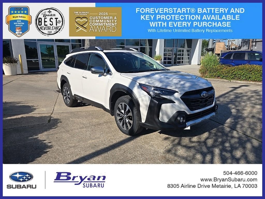 Used 2025 Subaru Outback Touring AWD/4WD image 1