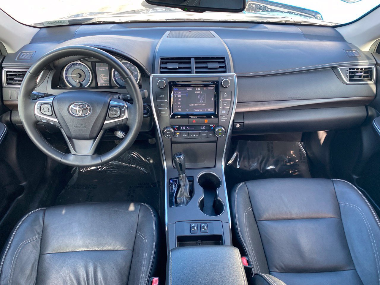Used 2016 Toyota Camry XLE w/ Convenience Package FWD image 24