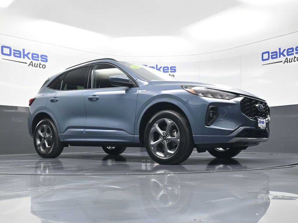 Used 2024 Ford Escape ST-Line Select w/ Class II Trailer Tow Package image 39