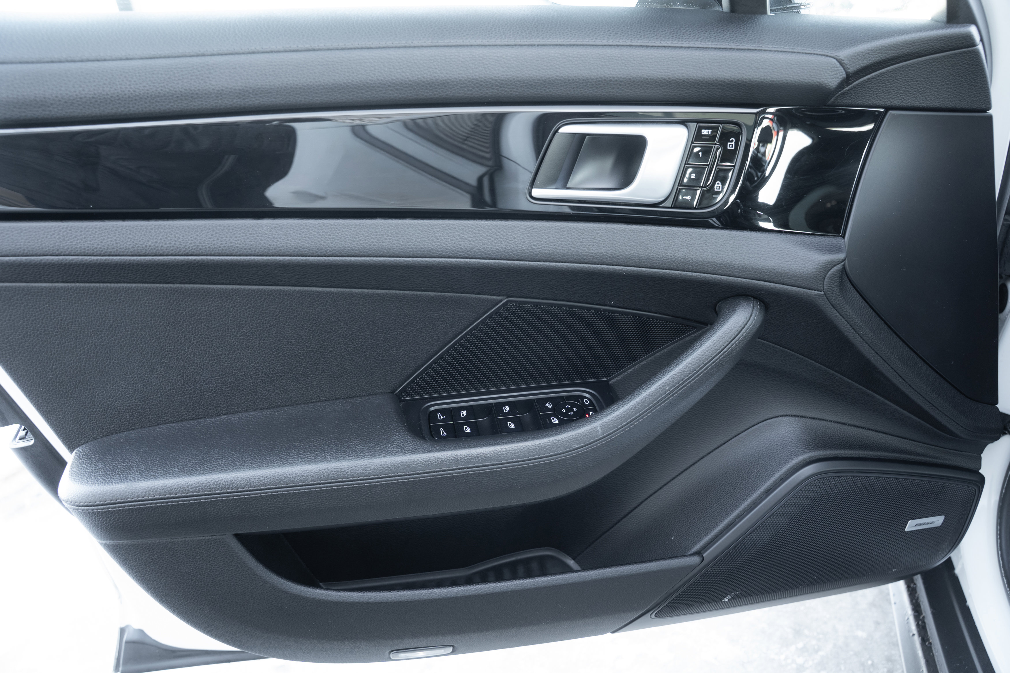 Used 2020 Porsche Panamera 4S image 20