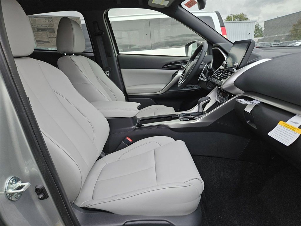 New 2026 Mitsubishi Eclipse Cross SEL image 30