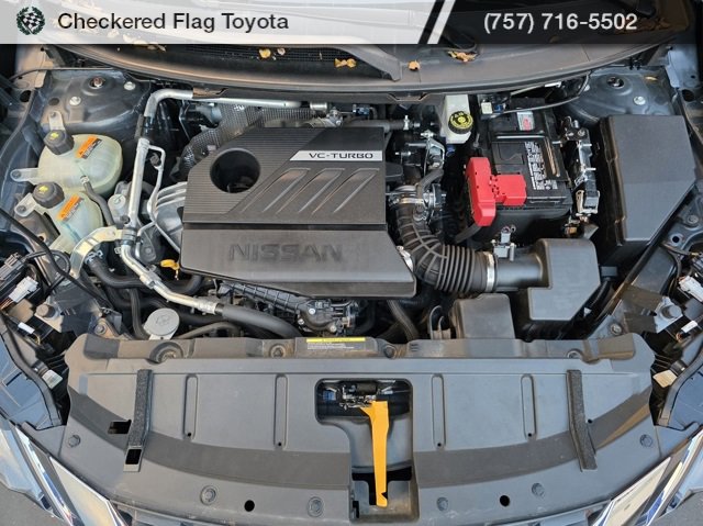 Used 2023 Nissan Rogue S image 15