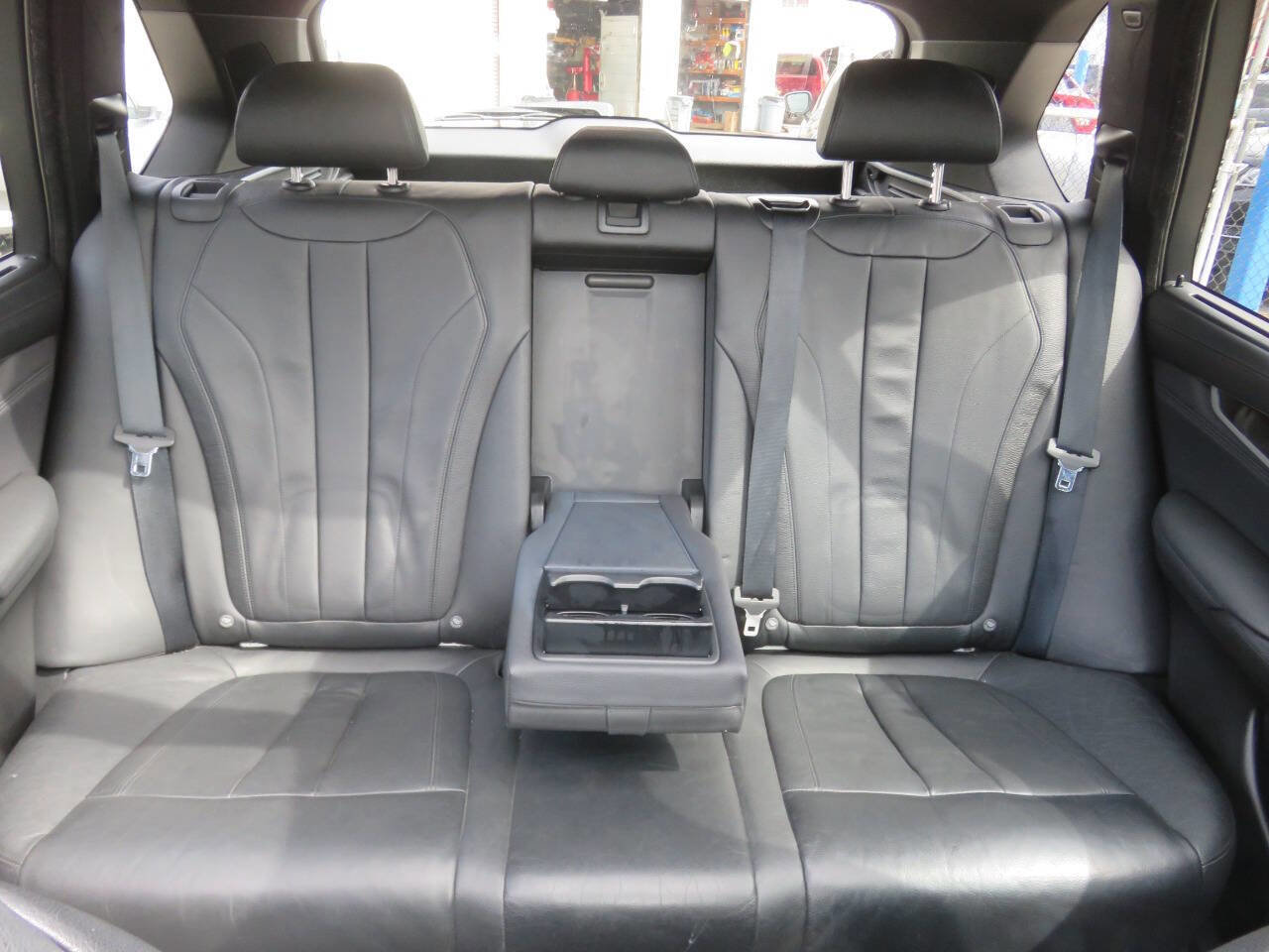 Used 2016 BMW X5 xDrive50i AWD/4WD image 24