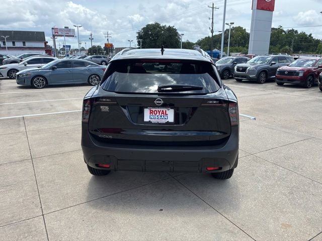 Used 2026 Nissan Kicks SV w/ Charging Package FWD image 6