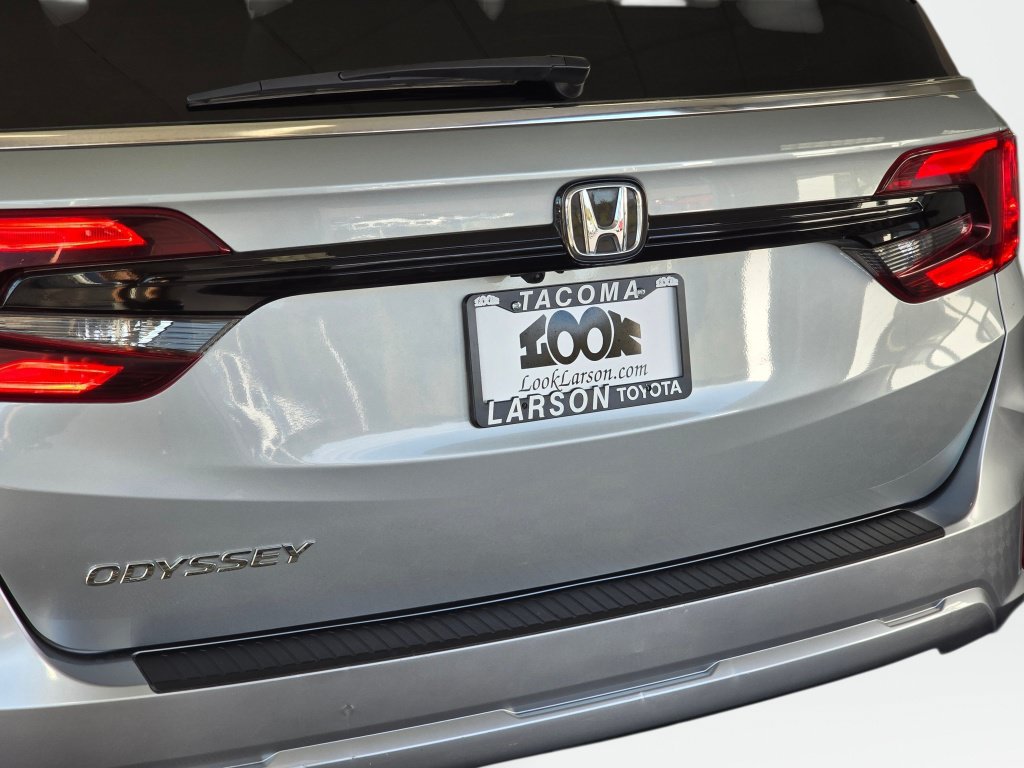 Used 2025 Honda Odyssey EX-L image 13