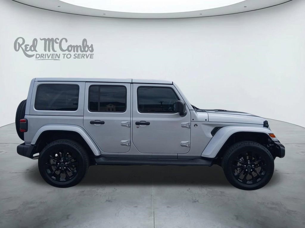 Used 2024 Jeep Wrangler Unlimited Sahara w/ Technology Group AWD/4WD image 6
