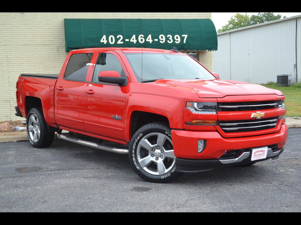 Used 2018 Chevrolet Silverado 1500 LT w/ Texas Edition AWD/4WD image 1