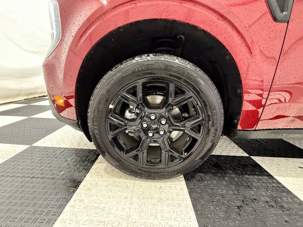 New 2025 Ford Maverick Lariat w/ Black Appearance Package image 10