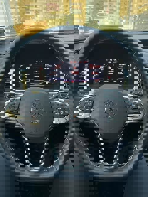 Certified 2023 Volkswagen Atlas SE w/ Panoramic Sunroof Package image 13