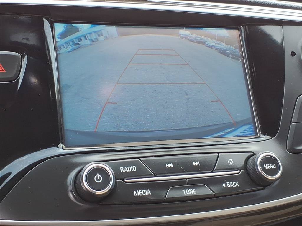 Used 2020 Buick Envision Essence FWD image 29