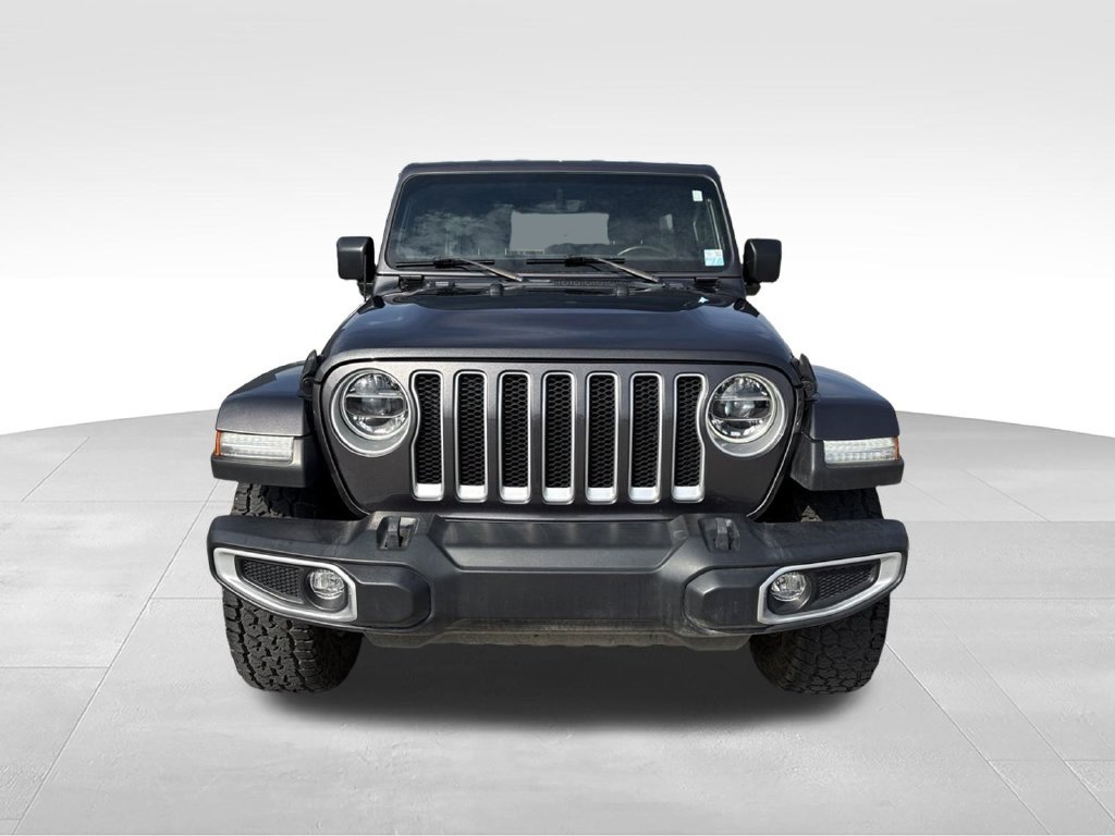 Used 2022 Jeep Wrangler Unlimited Sahara w/ Dual Top Group AWD/4WD image 2