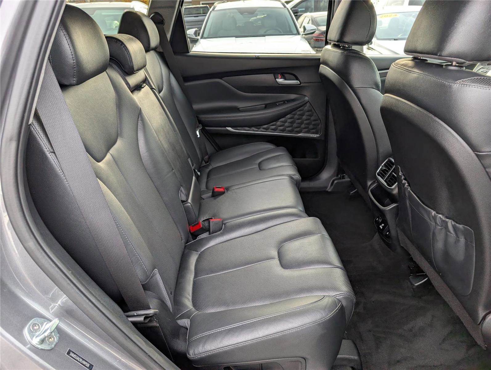 Used 2020 Hyundai Santa Fe Limited image 12