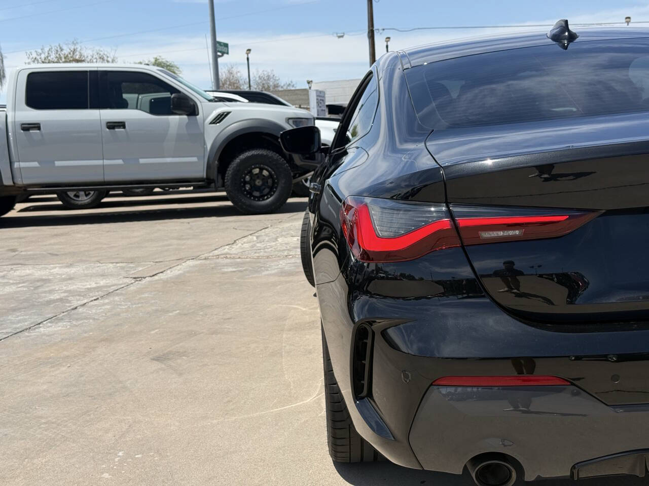 Used 2021 BMW 430i Coupe w/ M Sport Package RWD image 9