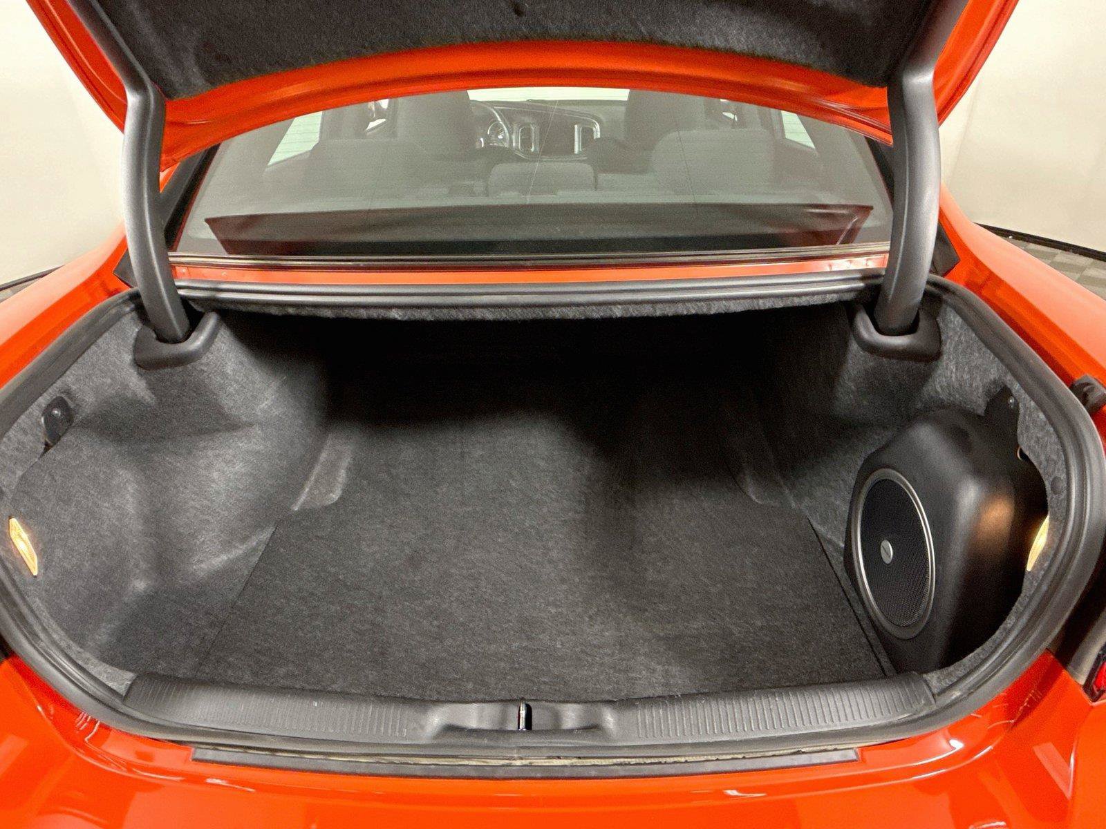 Used 2022 Dodge Charger SXT w/ Driver Convenience Group AWD/4WD image 19