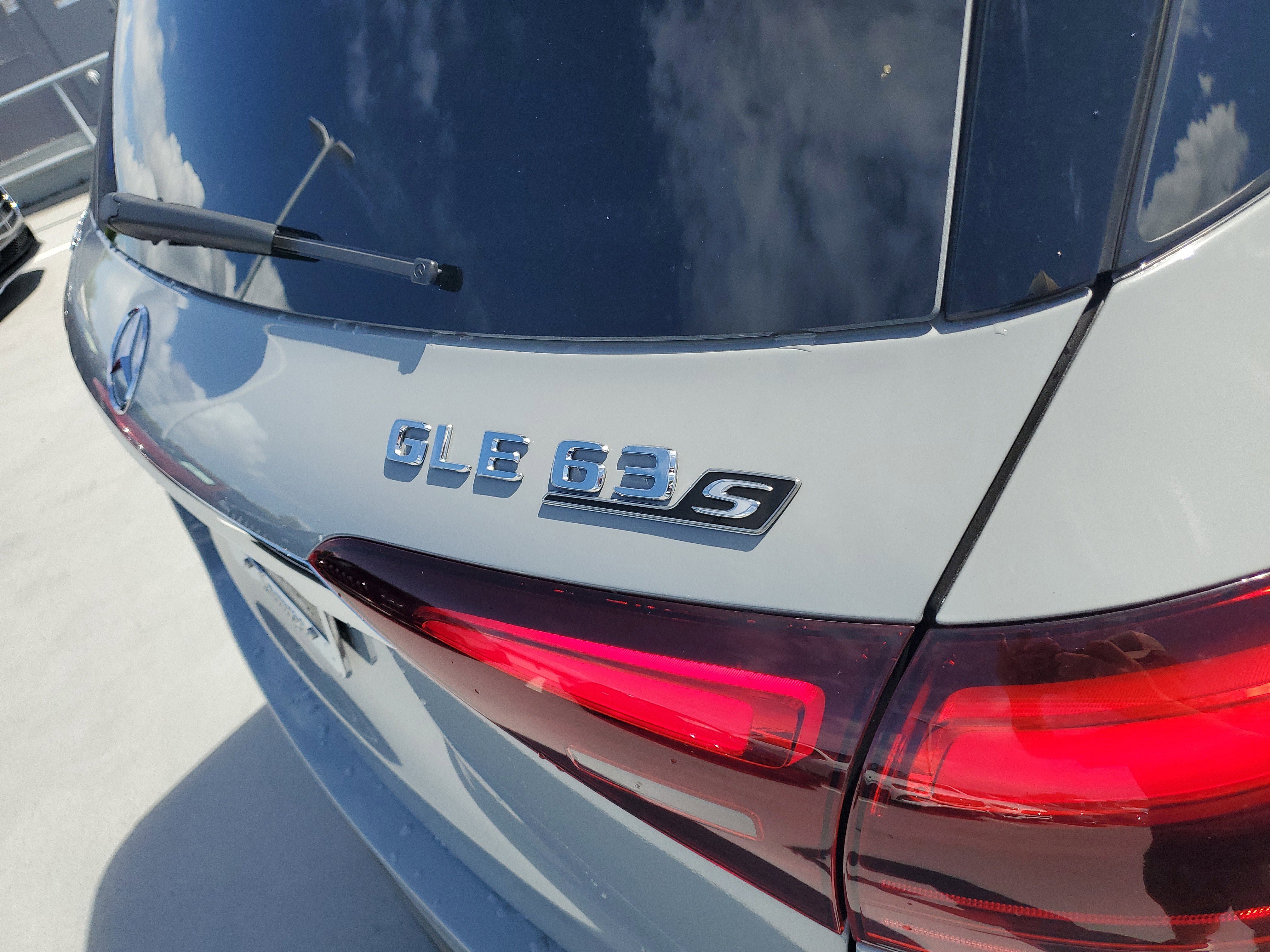 New 2026 Mercedes-Benz GLE 63 AMG S image 5